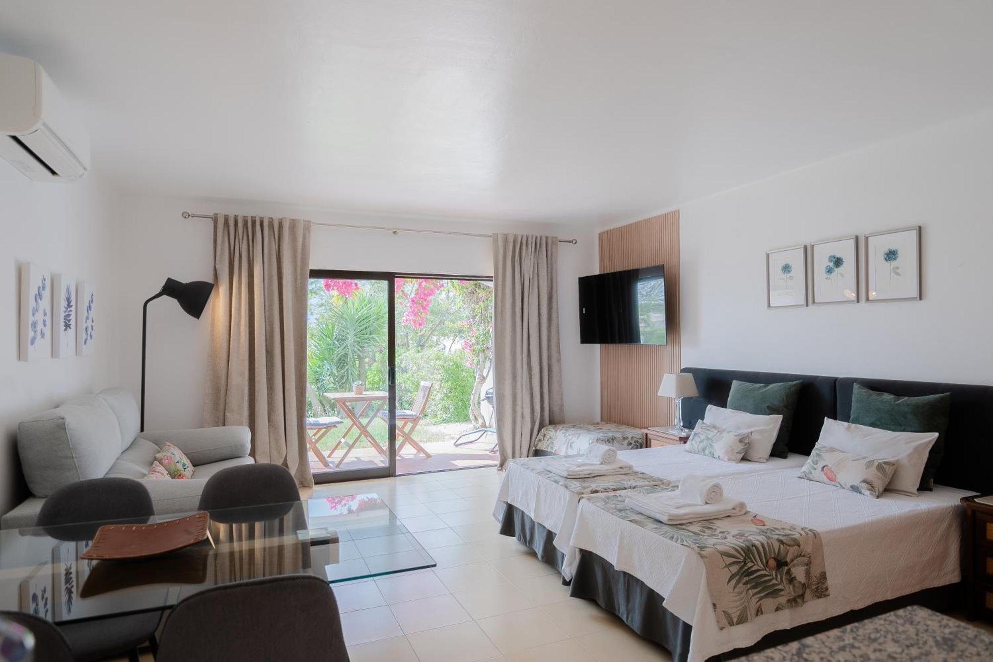 Seacoast Retreat With Pool And Beach Access By Drago Rentals Albufeira Zewnętrze zdjęcie